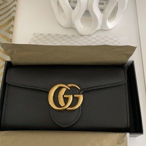 Gucci wallet ✨NEW✨